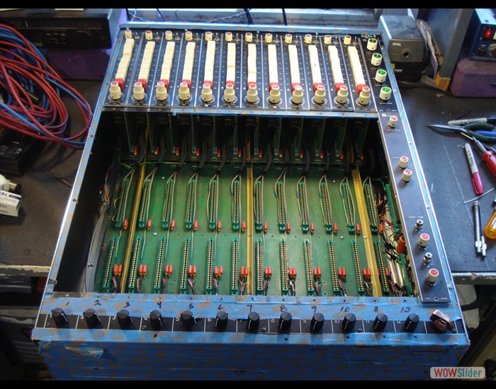 Auditronics 12ch chassis build (40)